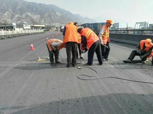 永康道路桥梁病害治理